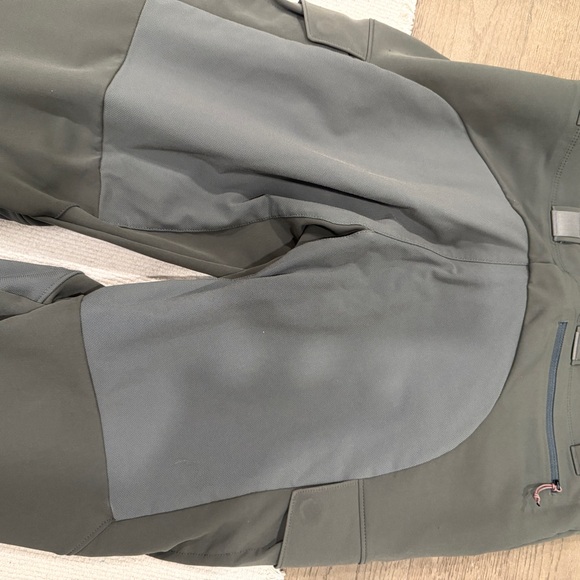 Men's Tactical Gray Cargo Pants - Picture 5 of 7